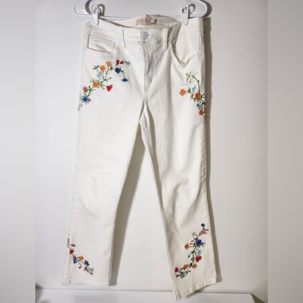 Tory Burch white capri denim with flower embroidery